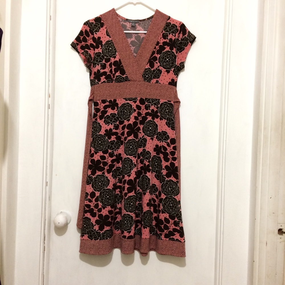 Apt 9 woman’s  PS V NECK SSA line dress tie in bac